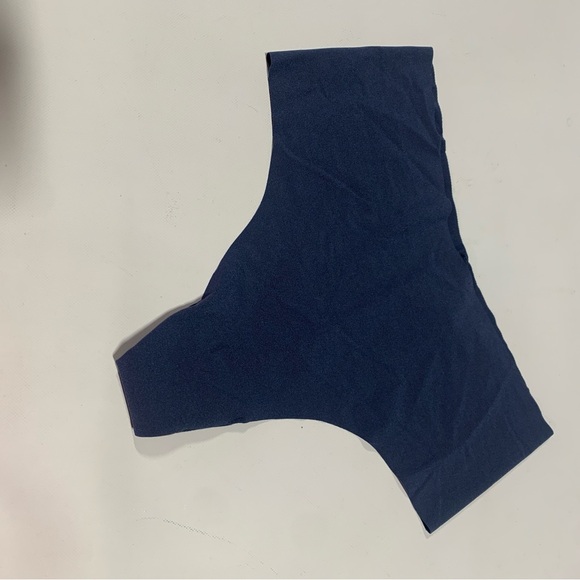 Victoria's Secret PINK Navy Thong Panties Underwear- P152 Med - Picture 2 of 8